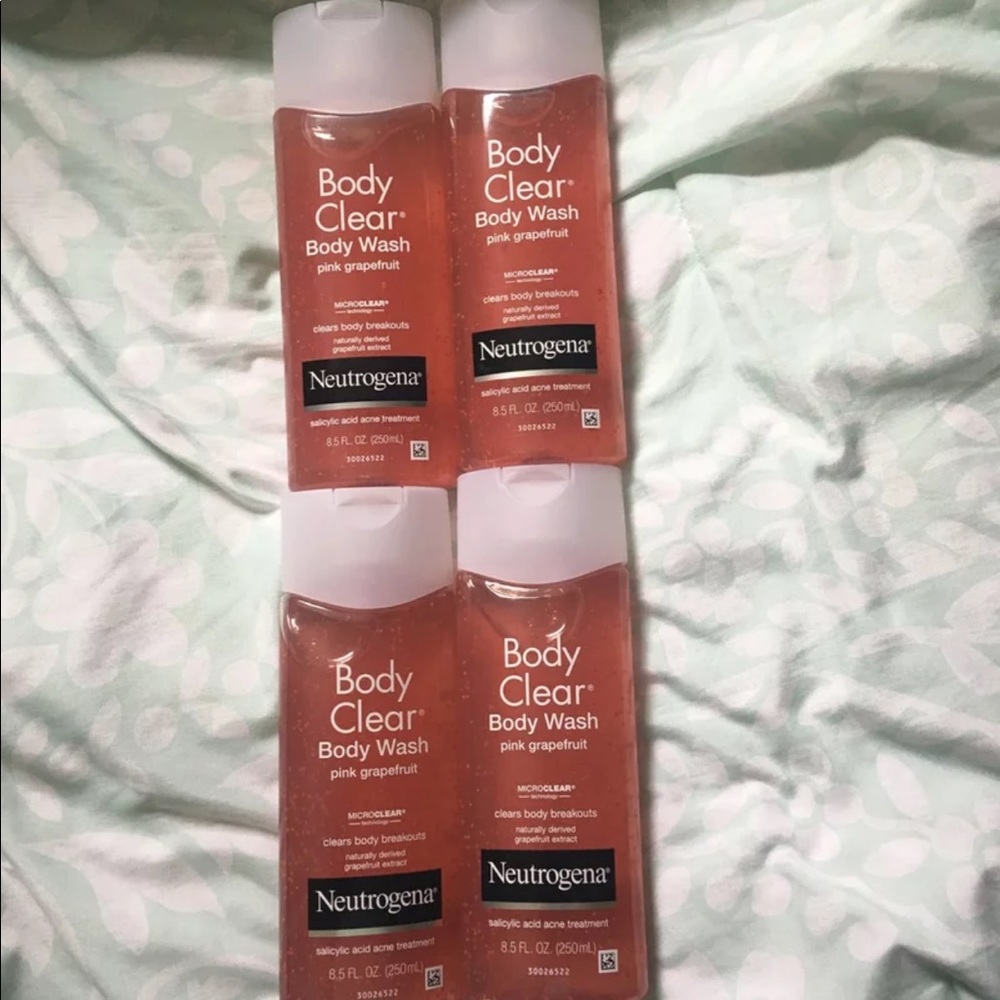 Neutropenia pink grapefruit body wash bundle